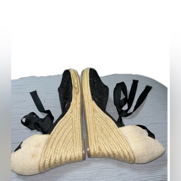 Elle Sz. 8 Ribbon Lace Up Ankle Blk Lace Closed Toe 3.5" Jute Wedge Heel - Picture 9 of 12